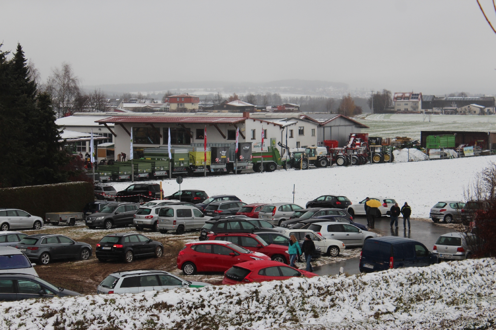 https://www.malzer-landtechnik.de/cache/vs_2015-11-29 Weihnachtsausstellung_IMG_4873.JPG